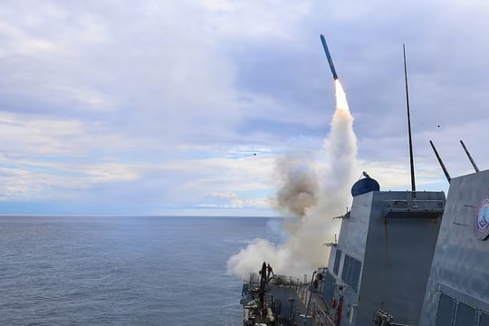 Mỹ và Iran đều tuyên bố 'chiến đấu đến cùng'