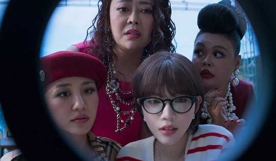 'Thỏ ơi!!' của Trấn Thành vượt mốc 400 tỷ đồng, thống trị đường đua phim Tết