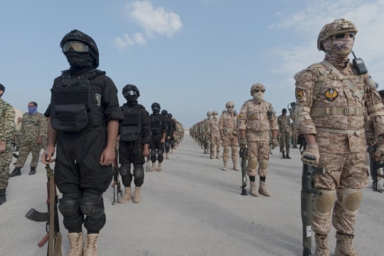 Israel nói chiến dịch sang giai đoạn mới, Iran sẵn sàng triển khai vũ khí mới