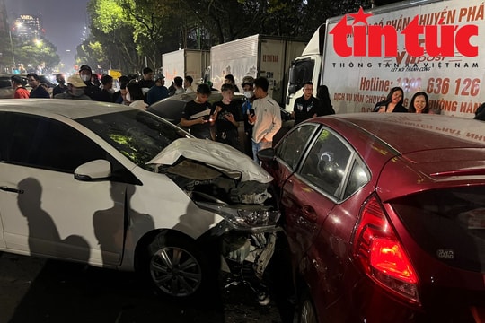 Tai nạn liên hoàn trên phố Nguyễn Chánh, có người bị thương nặng