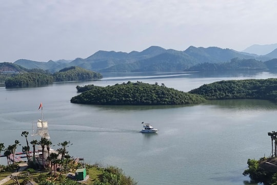 Thái Nguyên tập trung nguồn lực thu hút du lịch Hồ Núi Cốc và Hồ Ba Bể