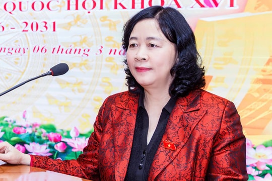 Bà Bùi Thị Minh Hoài: Cần chế độ tốt hơn với cán bộ cơ sở