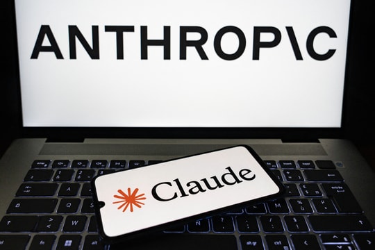 Lầu Năm Góc đưa Anthropic vào danh sách 'rủi ro chuỗi cung ứng'