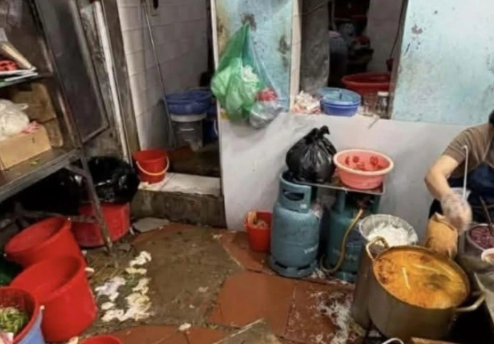 'Thà ăn mì gói chứ không dung dưỡng những quán ăn 30 K nhưng bẩn'