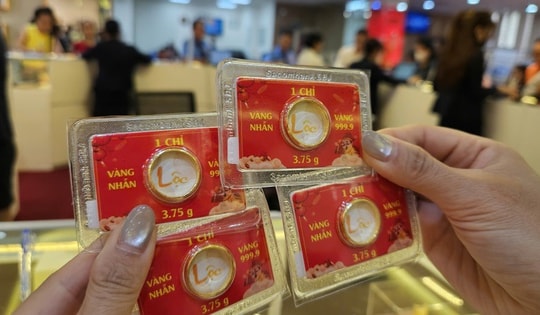 Tối 5-3, giá vàng miếng SJC, vàng nhẫn tăng trở lại