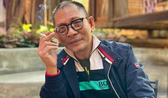 NSND Đức Long độc thân ở tuổi U70: 'Không nhà lầu xe hơi, tôi dùng thẻ xe bus dành cho người già'