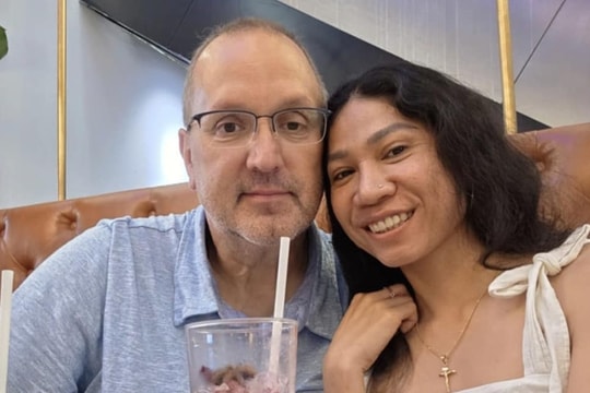 Chuyện tình 'thần tốc' của chàng rể Mỹ và cô gái Việt