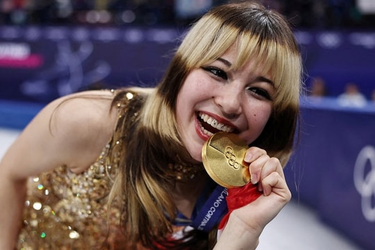 'Thiên thần băng' Alysa Liu: Thần tượng mới của Gen Z ở Mỹ