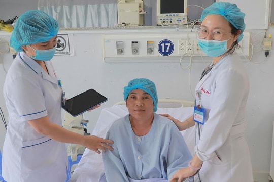 Giành giật sự sống cho người phụ nữ suy đa tạng do 'sát thủ' não mô cầu