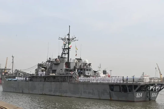 Ấn Độ cho tàu hải quân Iran lánh nạn