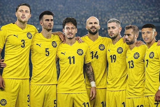 Báo Malaysia: 'Vụ gian lận nhập tịch là vết nhơ lớn nhất lịch sử'