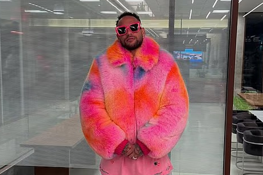 Đầu bếp Brazil tố Neymar bắt làm việc quá giờ, phục vụ 150 người