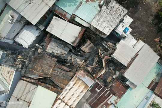 Cháy dãy nhà ở TP HCM