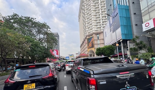 Các nhà xe rục rịch tăng giá vé và cước vận chuyển