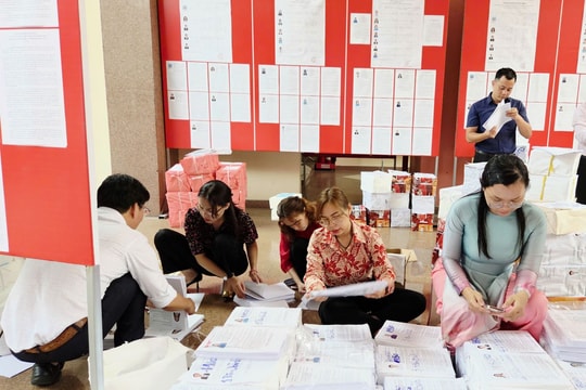 TP Hồ Chí Minh: Tất bật hoàn thiện công tác hậu cần phục vụ bầu cử