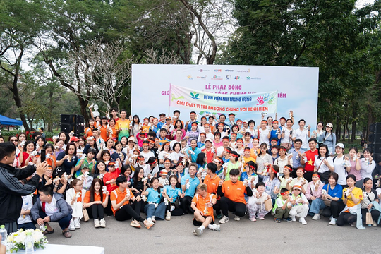 AstraZeneca tiếp sức giải chạy vì trẻ bệnh hiếm