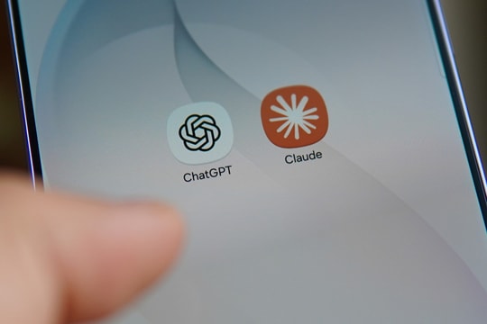 Ứng dụng AI Claude thu hút một triệu lượt tải mỗi ngày