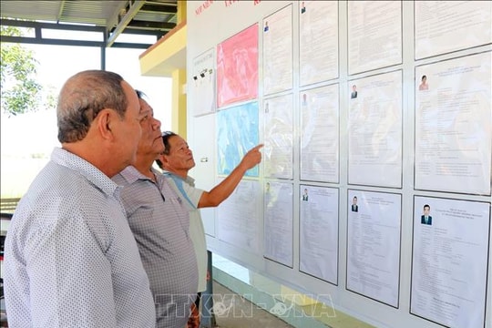 Phát huy vai trò giám sát và lập pháp của đại biểu dân cử