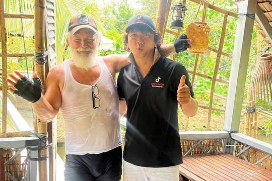 Video người miền Tây mời du khách về nhà ăn cơm 'gây sốt'