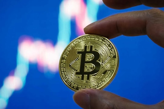 'Cá voi' Strategy gom hơn tỷ USD Bitcoin