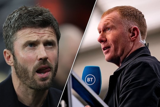 Scholes xin lỗi Carrick