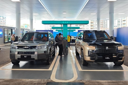 Xe điện BYD sạc nhanh 5 phút phá vỡ thế lực đổi pin của đối thủ