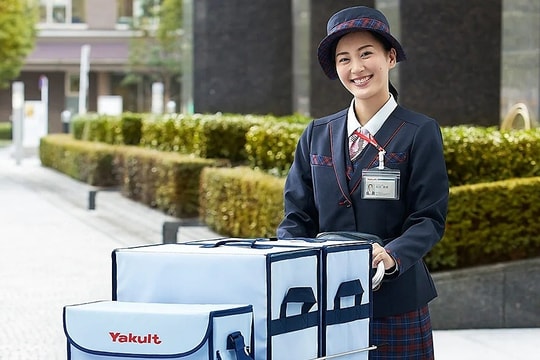 'Quý cô sữa chua' - niềm an ủi với người già cô độc Nhật Bản