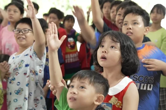 Đề xuất người trên 61 tuổi không được nhận con nuôi