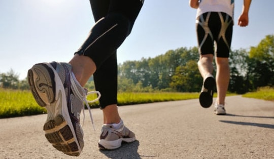 Đi bộ 20 phút mỗi ngày: Điều gì sẽ xảy ra với sức khỏe con người?