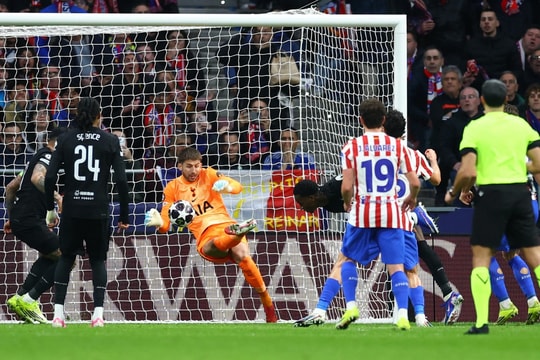 Thảm họa thủ môn tại Champions League