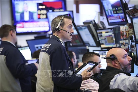 Xung đột Trung Đông kéo các chỉ số chứng khoán Mỹ đi xuống
