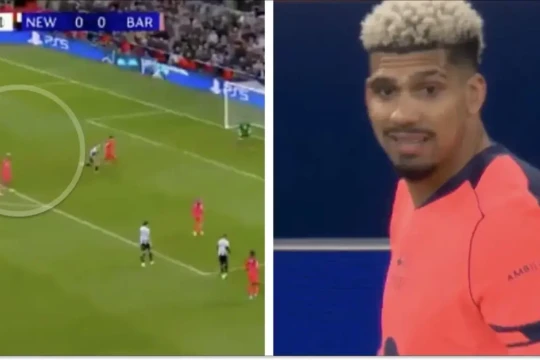 Bàn thua bi hài của Barca trước Newcastle