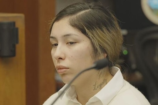 Mẹ bị phạt 15 năm tù vì bỏ con một tuổi trong ôtô để đi tiêm filler môi