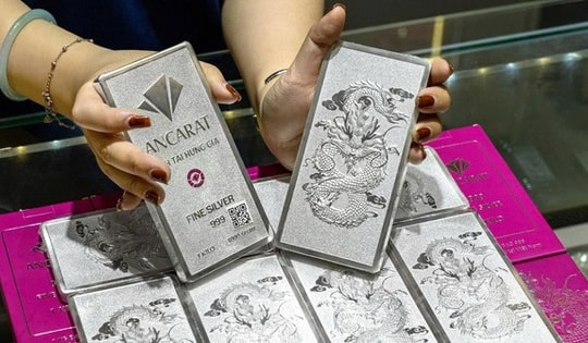 Giá bạc hôm nay 11/3: Bạc trong nước và thế giới đều tăng mạnh