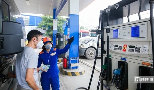 Giá xăng Việt Nam vẫn thấp hơn Singapore, Lào, Thái Lan