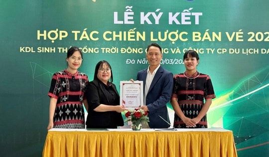Cổng Trời Đông Giang trao chứng nhận đối tác chiến lược duy nhất cho DANAGO