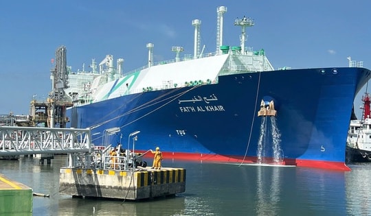 63.000 tấn LNG vượt eo biển Hormuz trước căng thẳng, an toàn cập cảng tại TPHCM