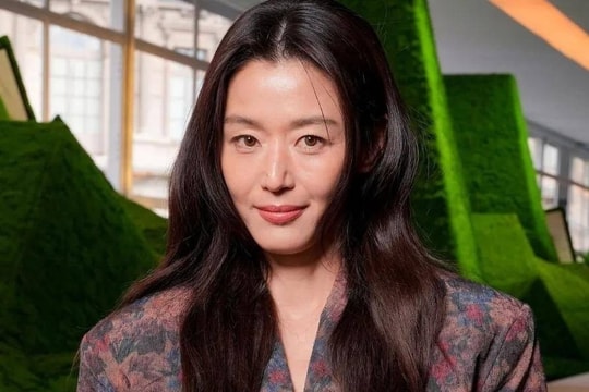Jun Ji Hyun gây bàn tán