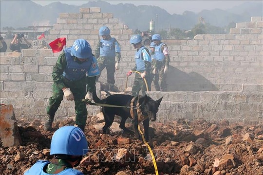 Khóa huấn luyện gìn giữ hòa bình đầu tiên của Việt Nam đạt chuẩn quốc tế