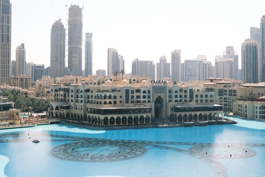 Khách sạn siêu sang ở Dubai hạ giá kỷ lục do xung đột Trung Đông