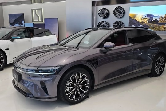 Xe Trung Quốc tăng giá vì bùng nổ AI