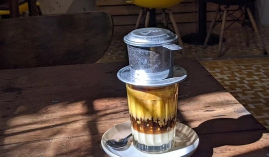 Đừng để cà phê pha phin chết mòn