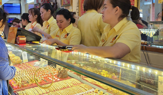 Sáng 12-3, giá vàng miếng SJC, vàng nhẫn đảo chiều giảm hơn 1 triệu đồng/lượng