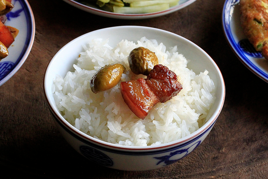 Bác sĩ chỉ ra 5 'cạm bẫy' ăn uống khiến gan nhiễm mỡ