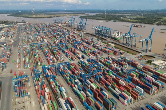 Xung đột Trung Đông đẩy chi phí vận tải, logistics tăng mạnh