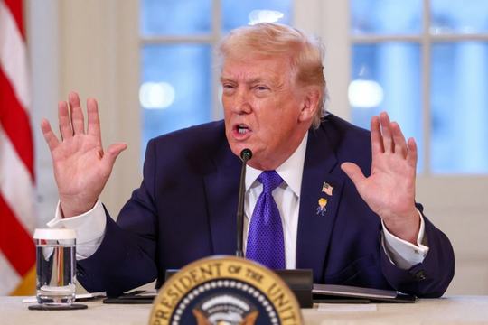 'Đòn lạnh gáy' của ông Trump nhắm vào Iran