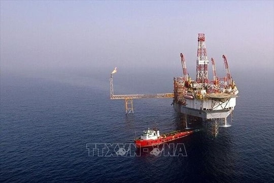 Nguy cơ gián đoạn nguồn cung dầu gia tăng sau diễn biến tại đảo Kharg (Iran)