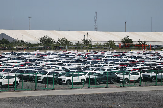 Doanh nghiệp kêu gọi ngăn xe Trung Quốc vào Mỹ trước cuộc gặp Trump - Tập