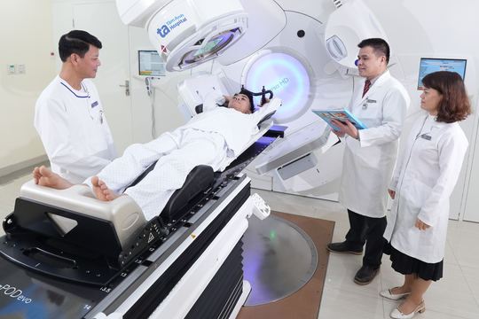 Xạ trị chữa ung thư phổi giai đoạn sớm như thế nào