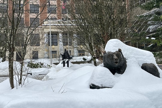 Gần như toàn bộ nước Mỹ sắp hứng thời tiết cực đoan